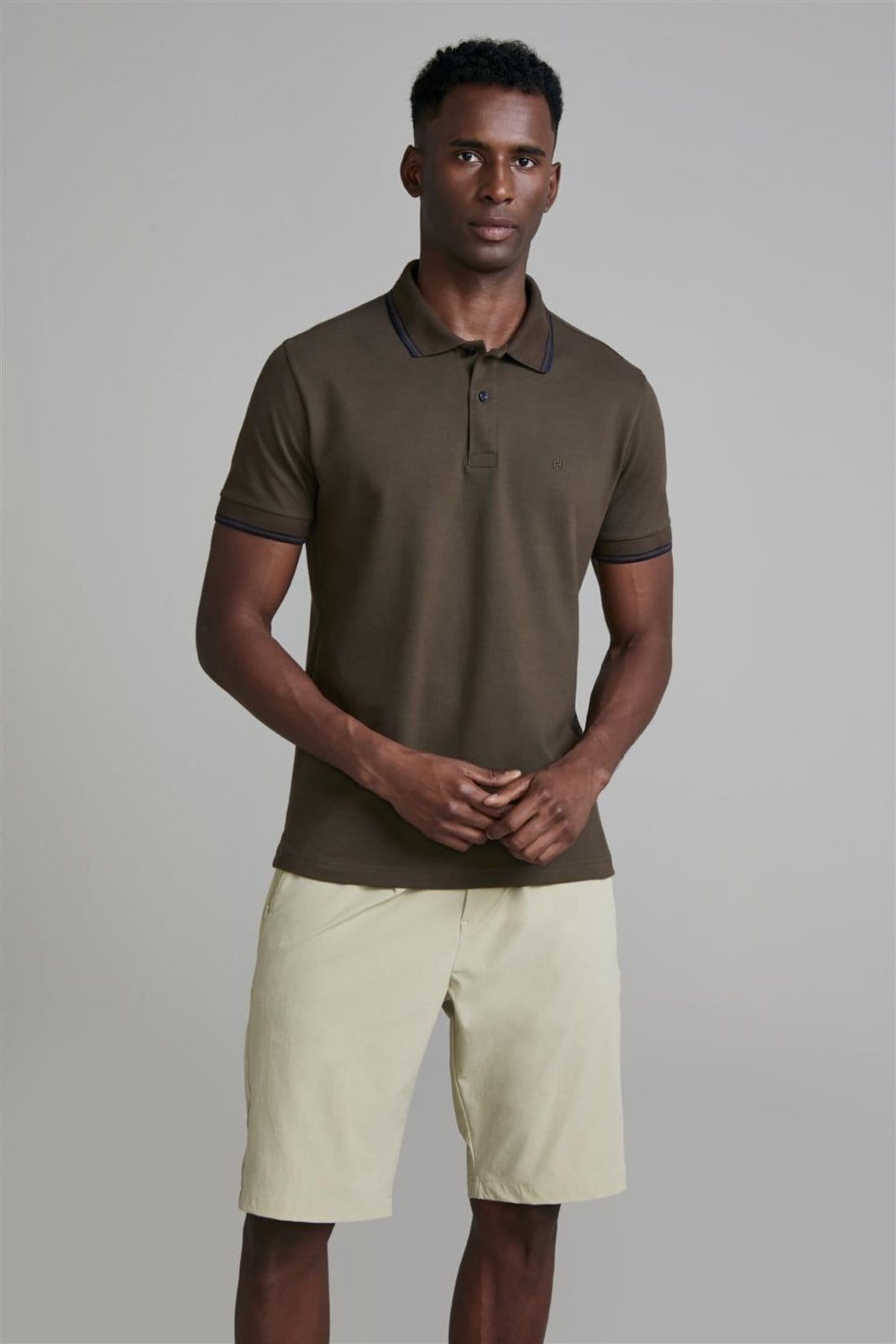 HIGHSTIL Polo Manga Curta Piquet Básica Slim Fit Azeitona