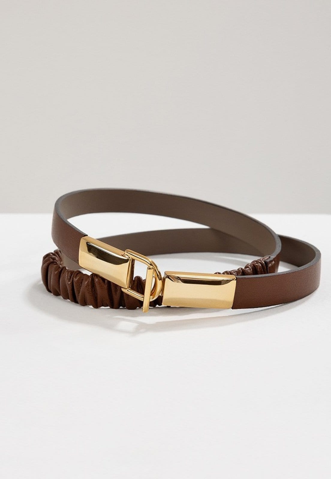 Vista principal Cinto com Elástico e Fivela de Encaixe Nadine Principessa marrom