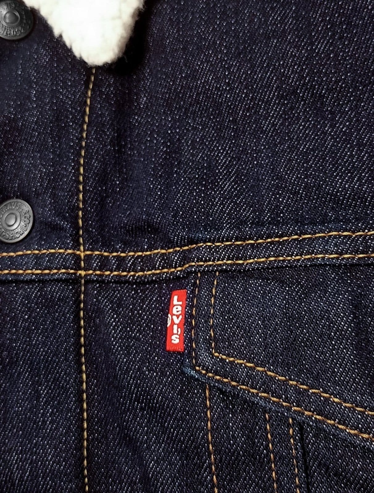 Vista 2 Jaqueta Levis Jeans Masculina Trucker Type 3 Sherpa Escuro Levis azul