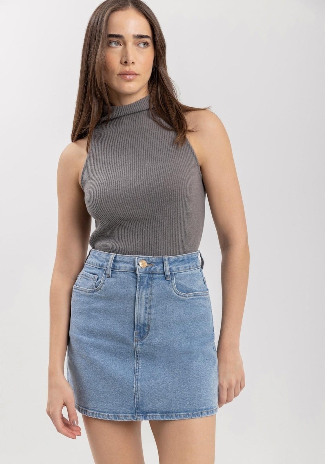 Vista 2 Saia Jeans Curta Com Cintura Alta E Bolsos Funcionais Lez a Lez azul