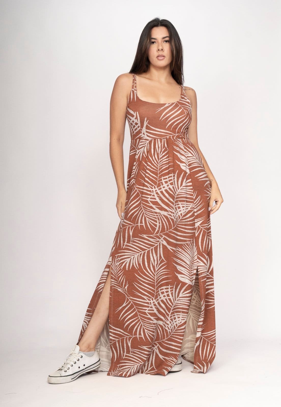 Vista 2 Vestido CabanaFree Longo Jambo Malha Aberturas Palmas da Terra Cabanafree estampado