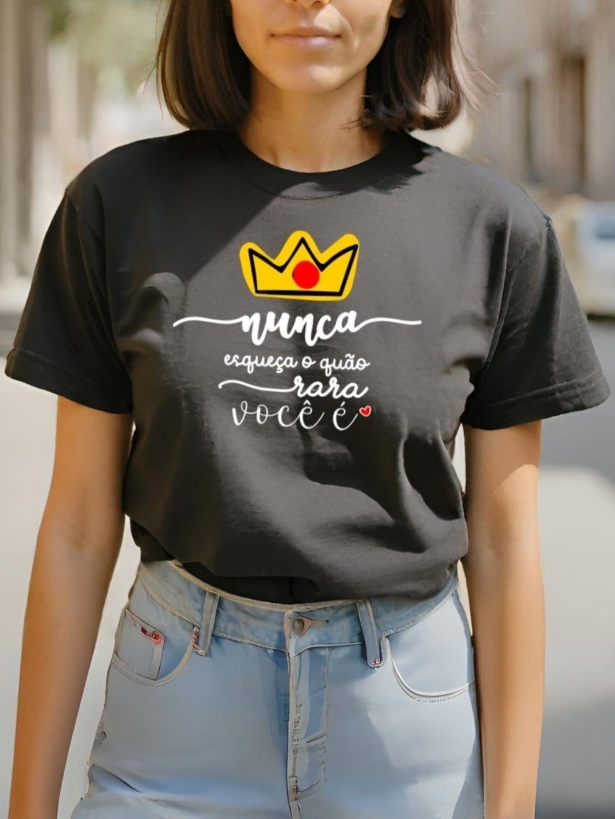 Vista 2 Camiseta T-shirt Feminina Plus Size GuGi Blusinha Estampado Mulher Poderosa Camisa Algodão Moda Gugi preto