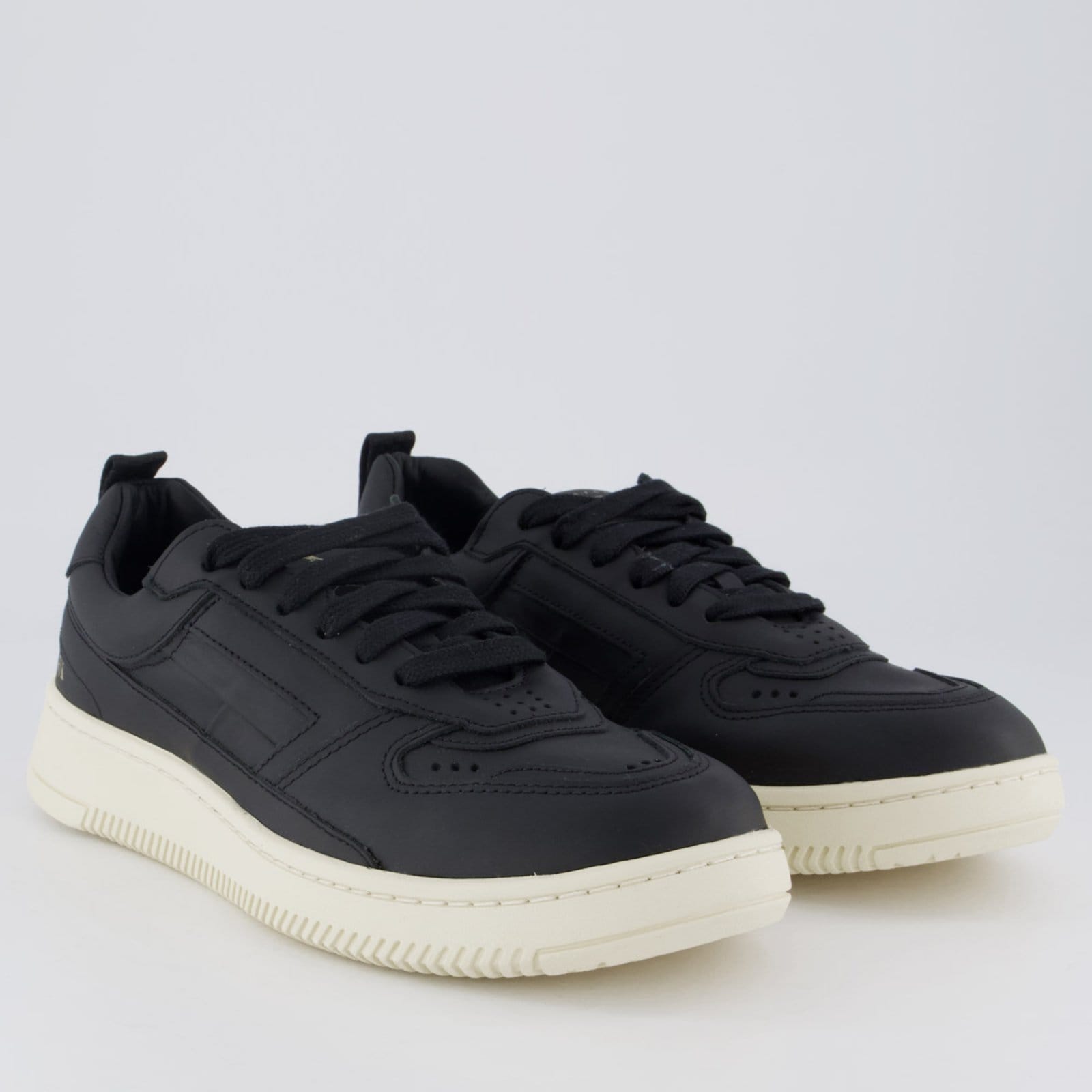 Vista 2 Tênis Reserva Hero II Reserva preto