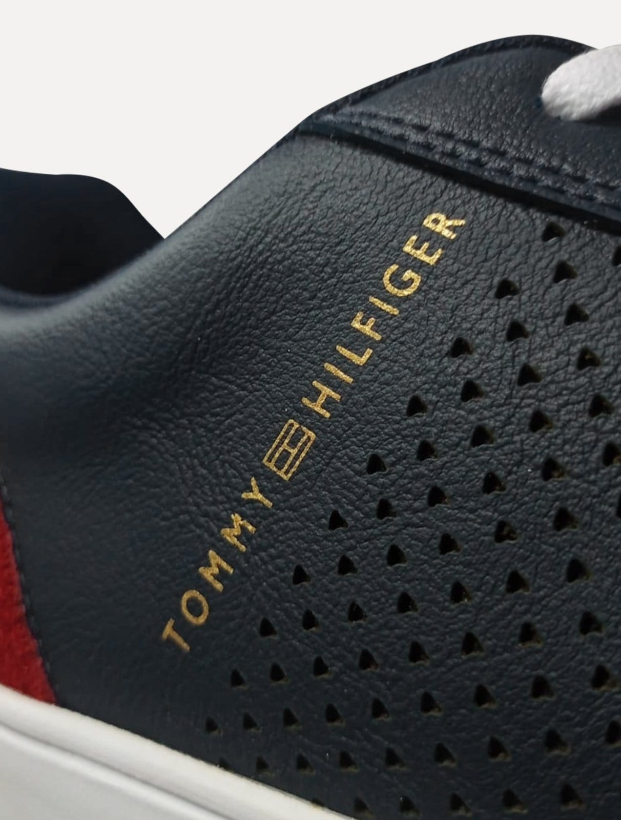 Vista 2 Tênis Tommy Hilfiger Masculino Couro Daniel 23 Tommy Hilfiger azul marinho