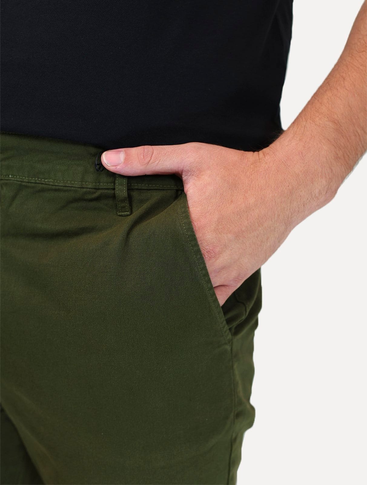 Vista 2 Calça Aramis Masculina Chino Color Basica Aramis verde militar