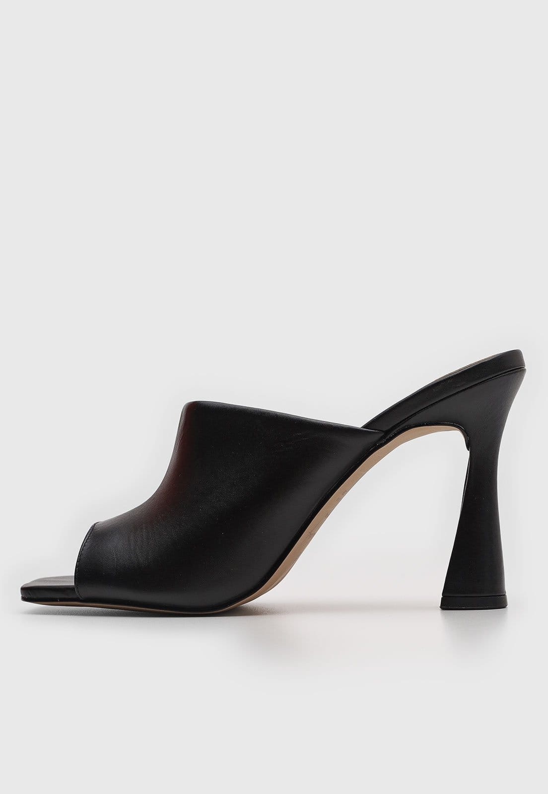 Vista principal Sandália Feminina Luiza Barcelos Salto Médio Bico Quadrado Preta Luiza Barcelos preto