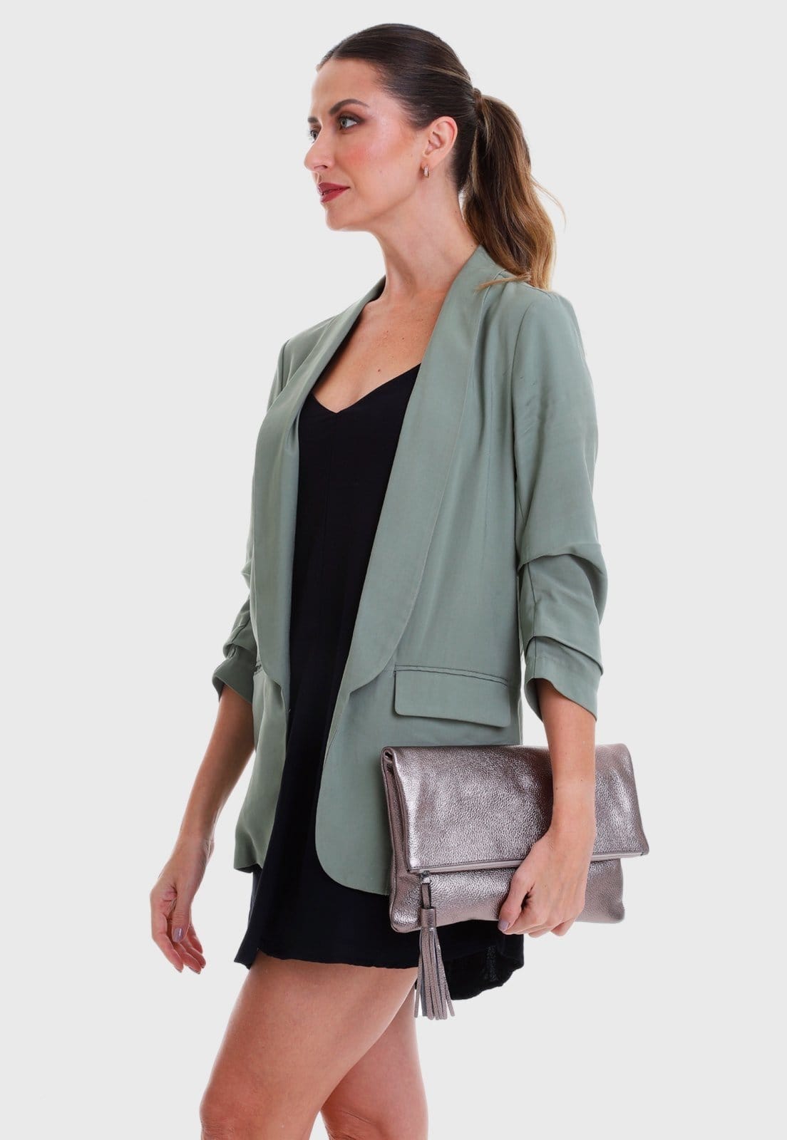 Vista 2 Bolsa Carteira Clutch Couro Mariart Hibisco Onix Mariart prata