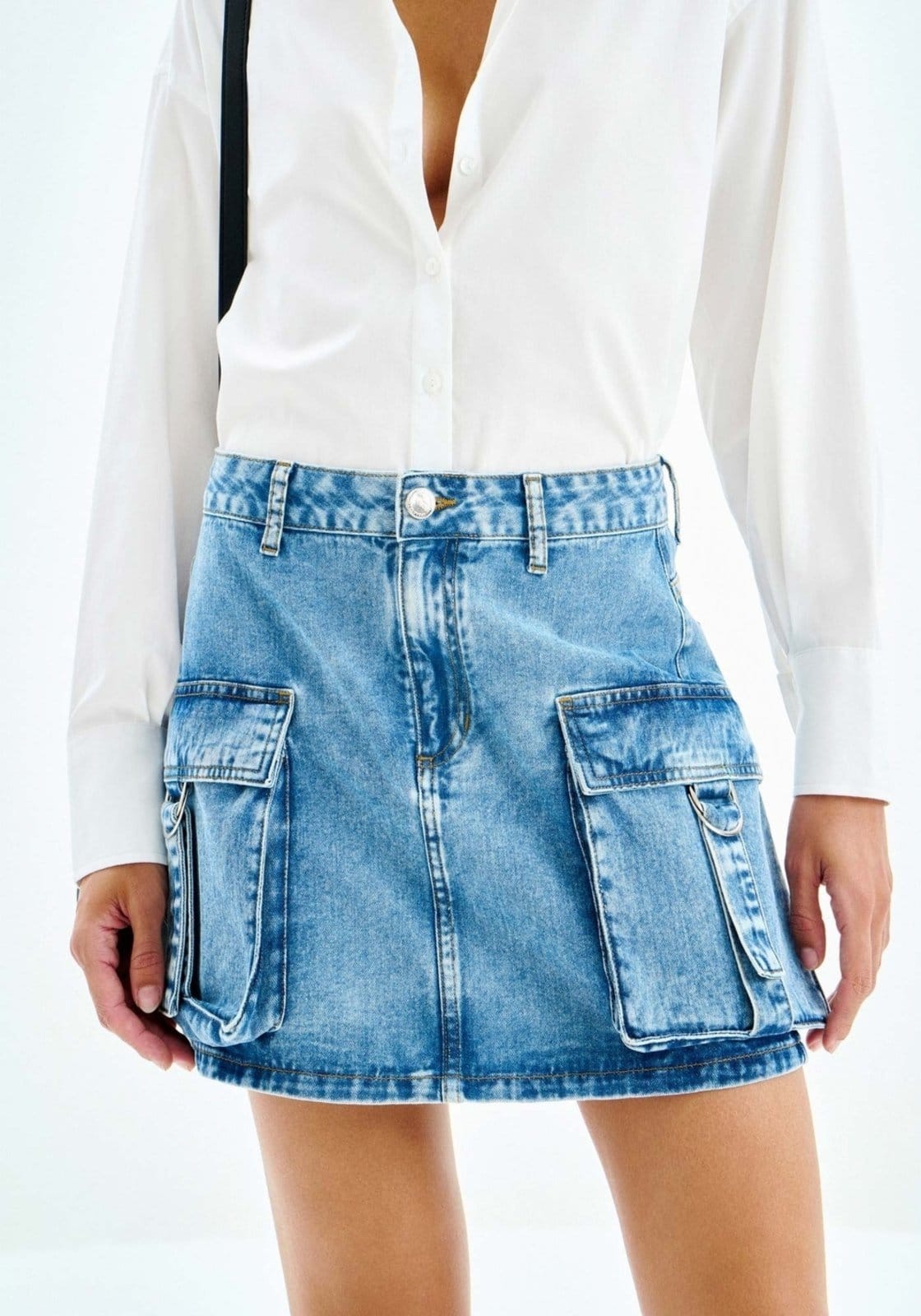 Vista 2 Saia Curta com Bolsos Cargo Lez a Lez jeans