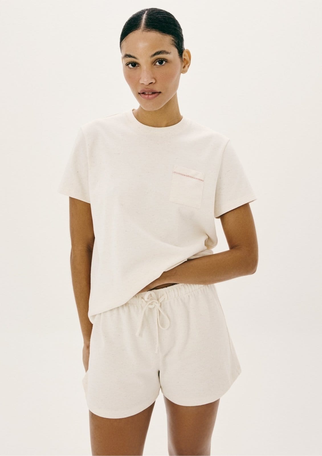 Vista 2 Pijama Curto Feminino Com Linho Hering HERING INTIMATES bege