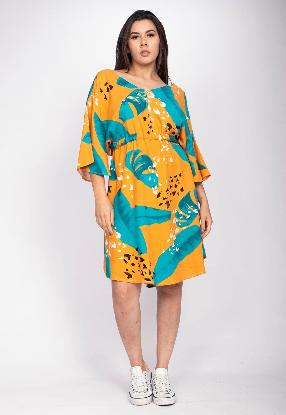 Vista 2 Vestido Curto CabanaFree Caaxixá Viscose com Cordão na Cintura Estampa Aurora Botânica Cabanafree azul/estampado/preto