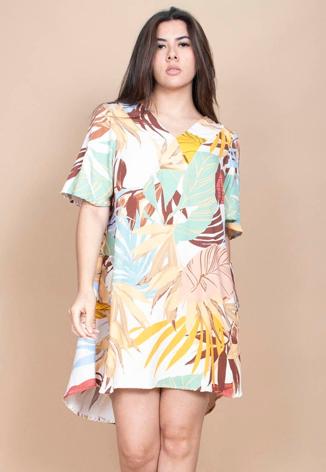 Vista principal Vestido Cabanafree Curto Pataxô Viscose Mullet Decote V Estampa Aurora Suave Cabanafree amarelo/azul/estampado/off-white/verde