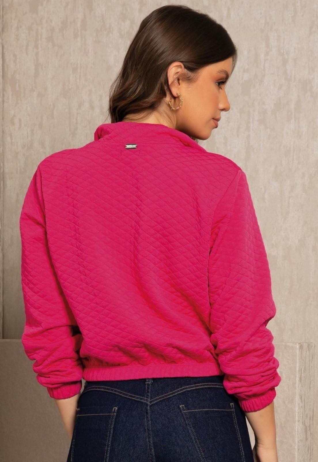 Vista 2 Jaqueta Bomber Matelassê Quintess rosa