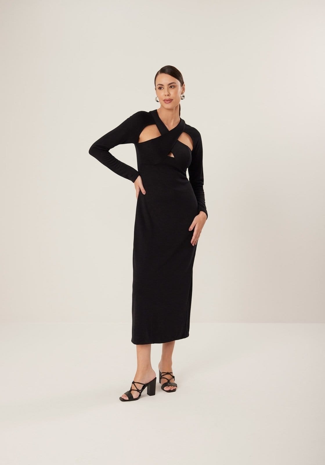 Vestido Lez a Lez Midi Chá De Mangas Longas Com Recortes Frontais