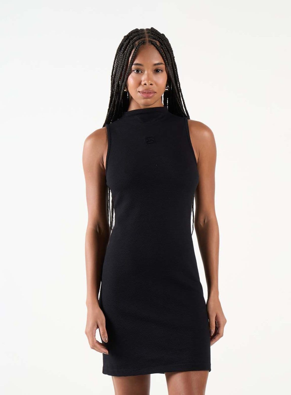 Vestido Curto Slim Gola Alta Colcci CLC