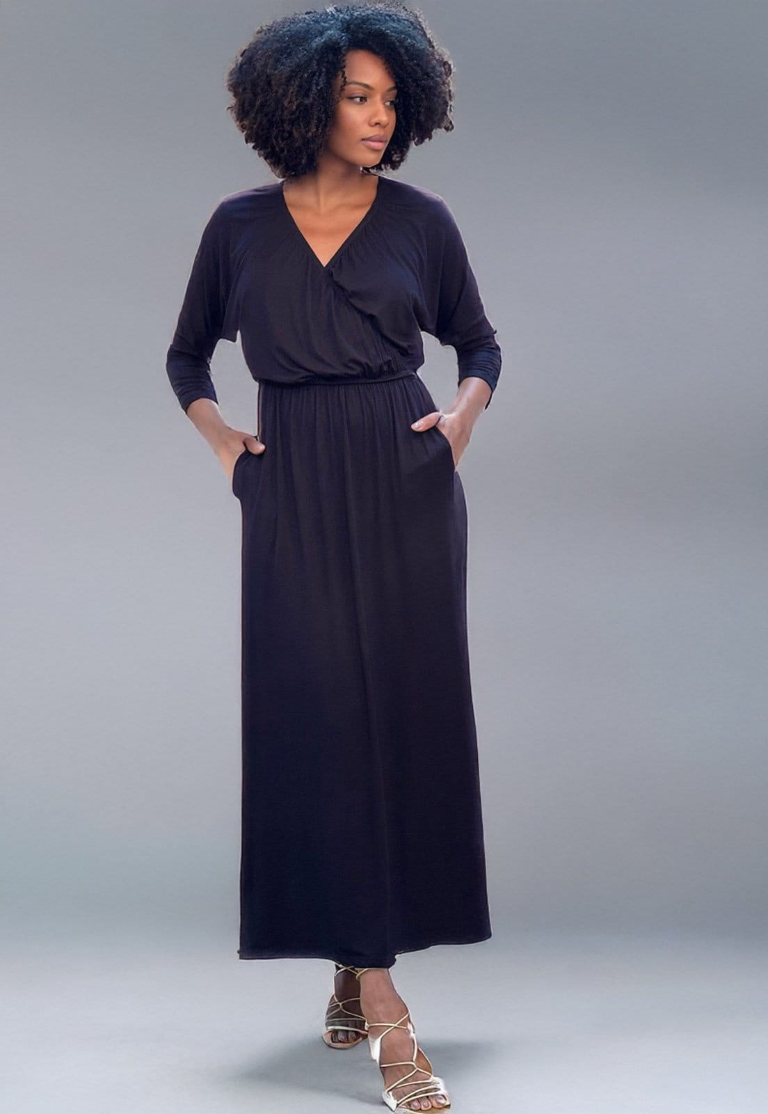 Vista 2 Vestido Amazonia Vital Longo Malha Preto Amazonia Vital marrom