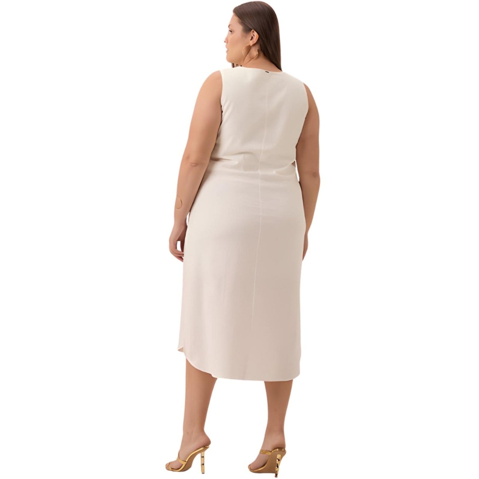 Vista 2 Vestido Solto Linho Plus Lunender branco