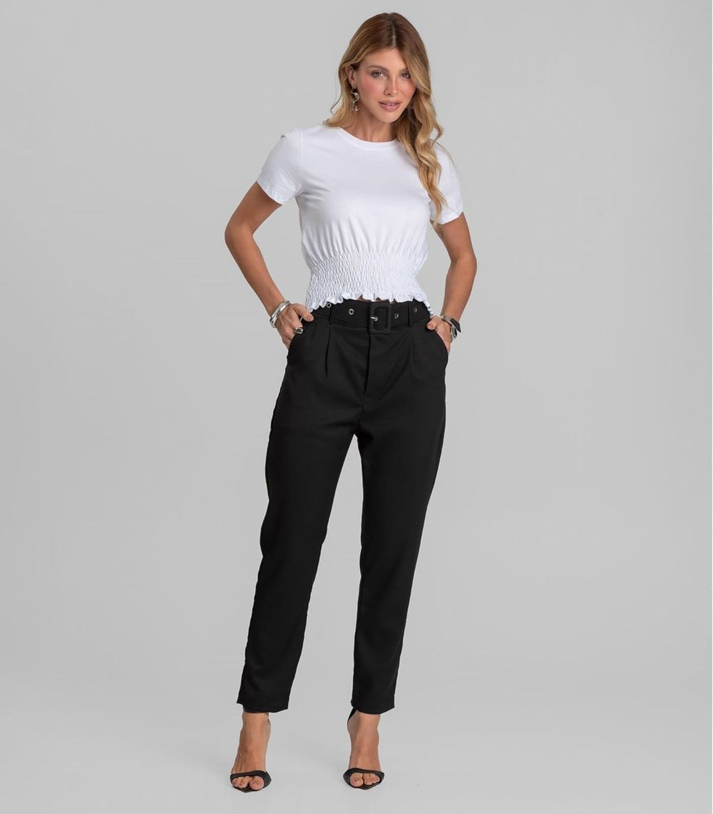 Calça Cenoura Feminina Com Cinto Dianna