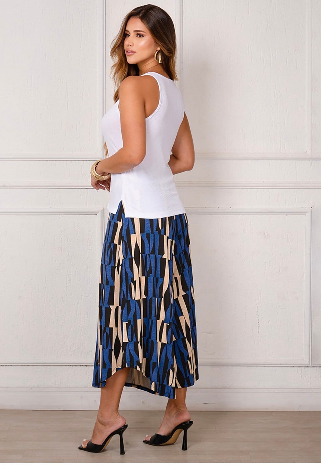 Vista 2 Calça Pantacourt com Cós BBonnie Noemi Geo BBonnie azul