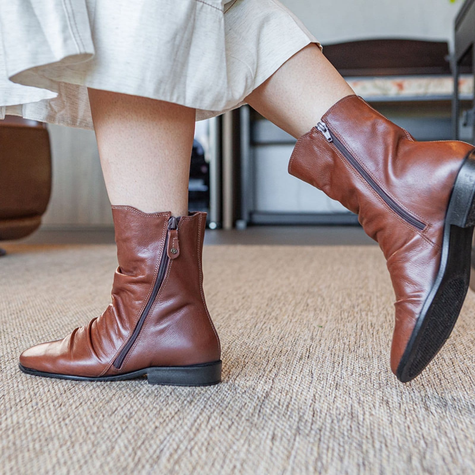 Vista 2 Bota Luna Couro Comfort Mogno - LUN004 Perlatto marrom