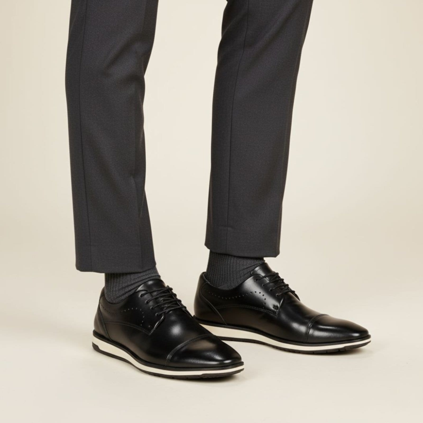 Vista 2 Sapato Oxford Masculino Social PretoSapatofran Confortável Cadarço Esporte Fino Sapatofran preto