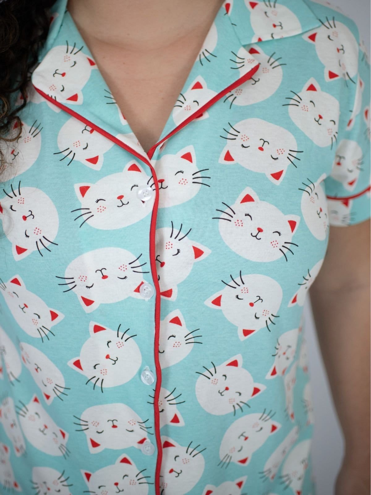 Vista 2 Pijama Algodão Plus Size Americano Curto Flávia - Gatinhos Piante verde