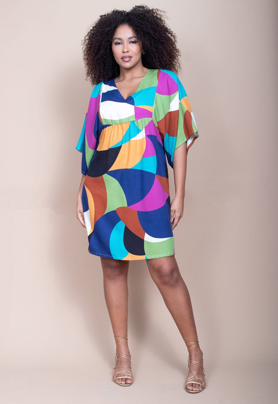 Vista 2 Vestido Curto Cabana Free Pequi Jardim Cabanafree azul/estampado/preto/verde azul