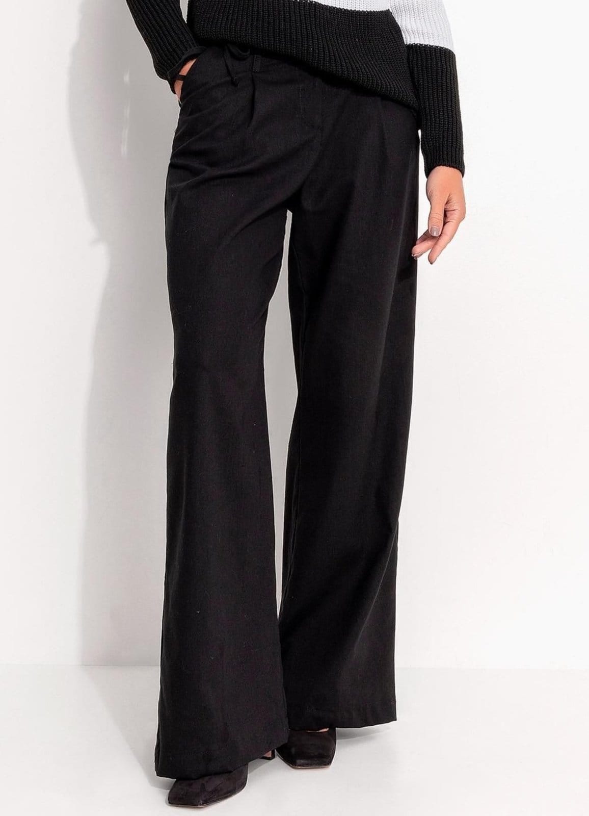 Calça Feminina Em Linho Quintess Preta