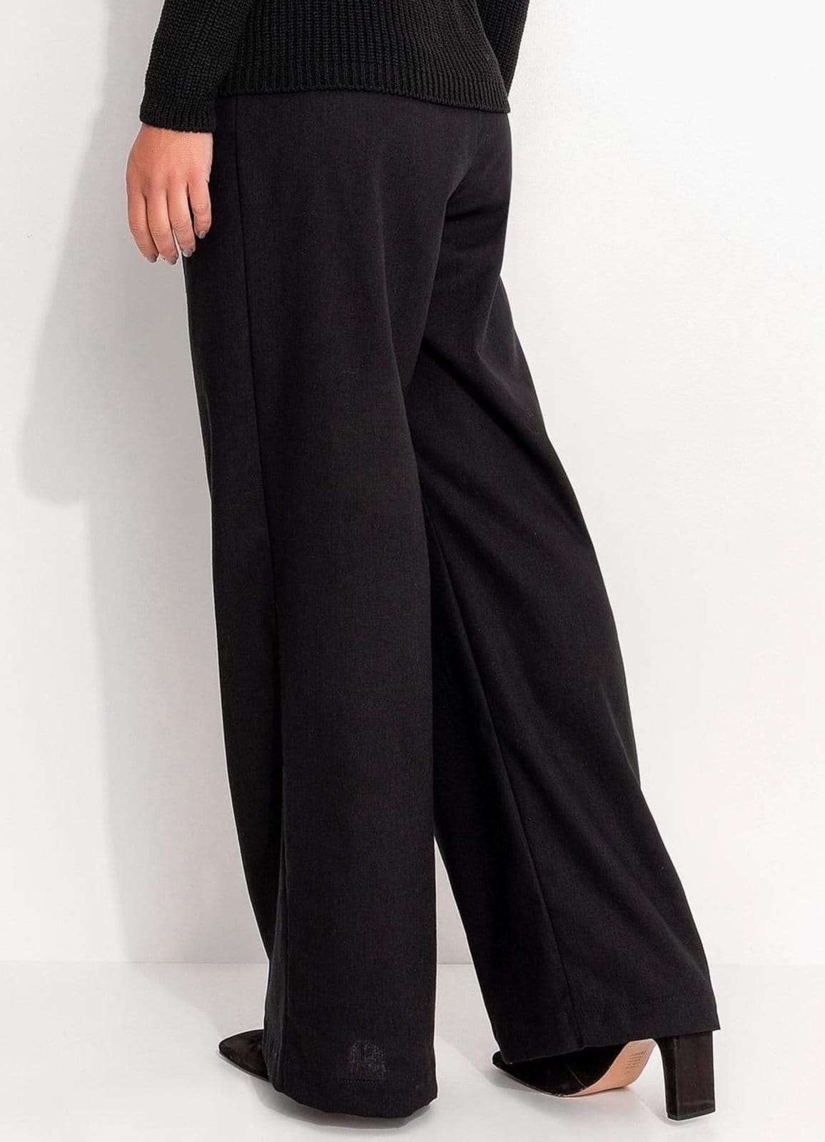 Vista 2 Calça Feminina Em Linho Quintess Preta Quintess preto