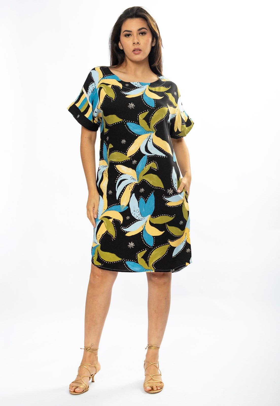 Vestido Curto Cabanafree Viscose com Bolso Estampa Jardim Noturno