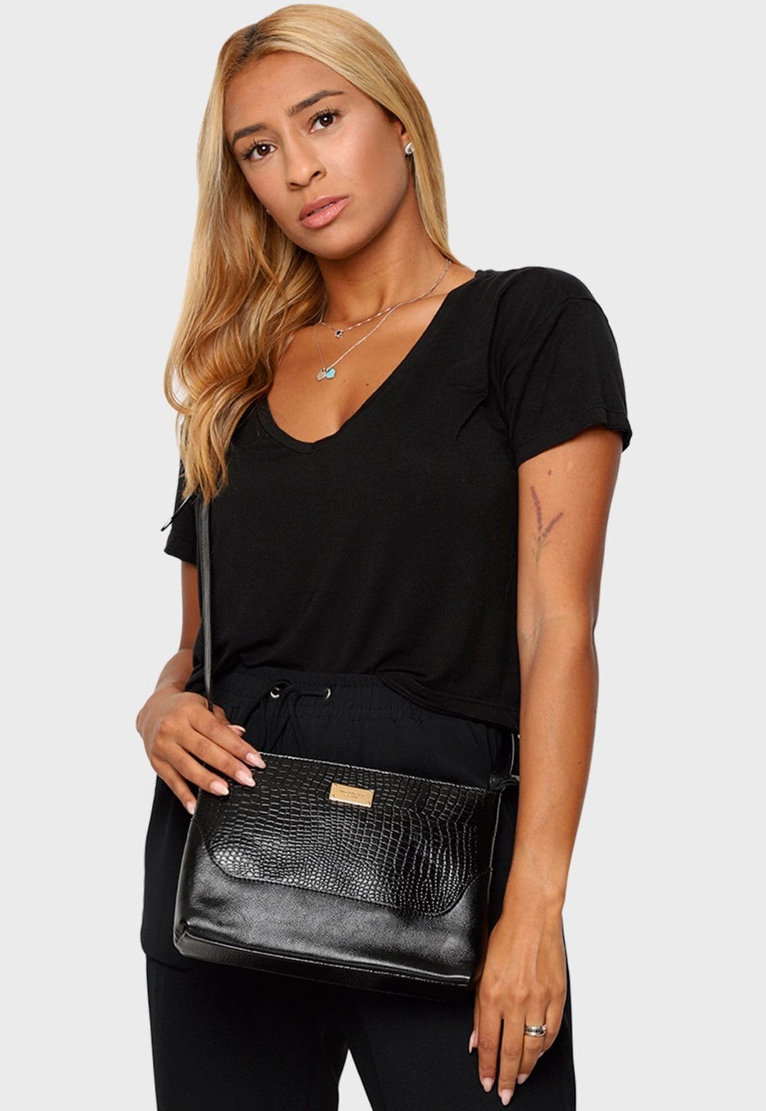 Bolsa Transversal Couro Mariart 2194MRT Preta