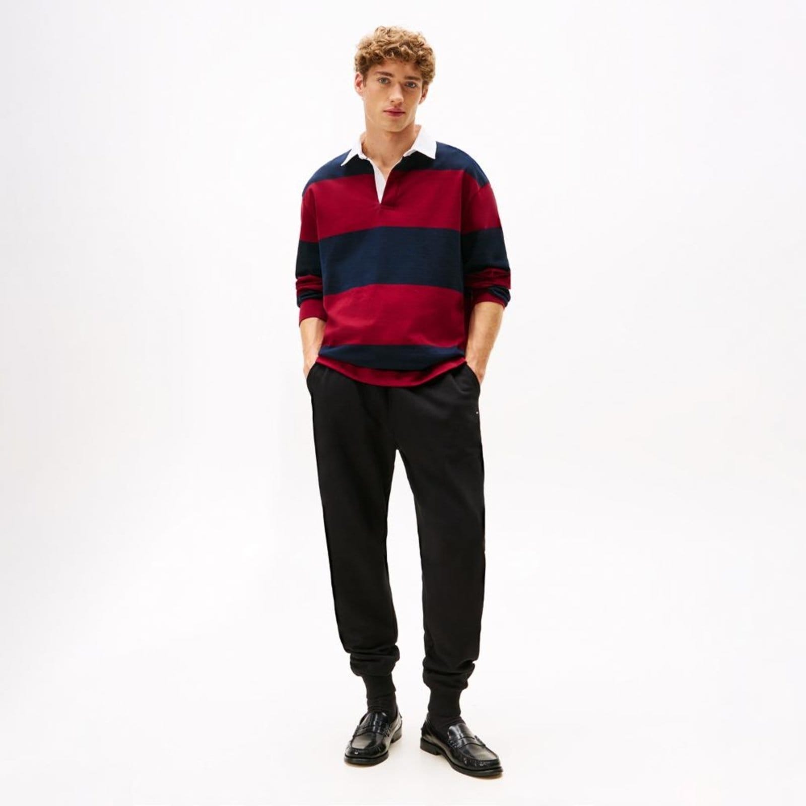 Vista 2 Calça Moletom Clássica - EEG Tommy Hilfiger preto