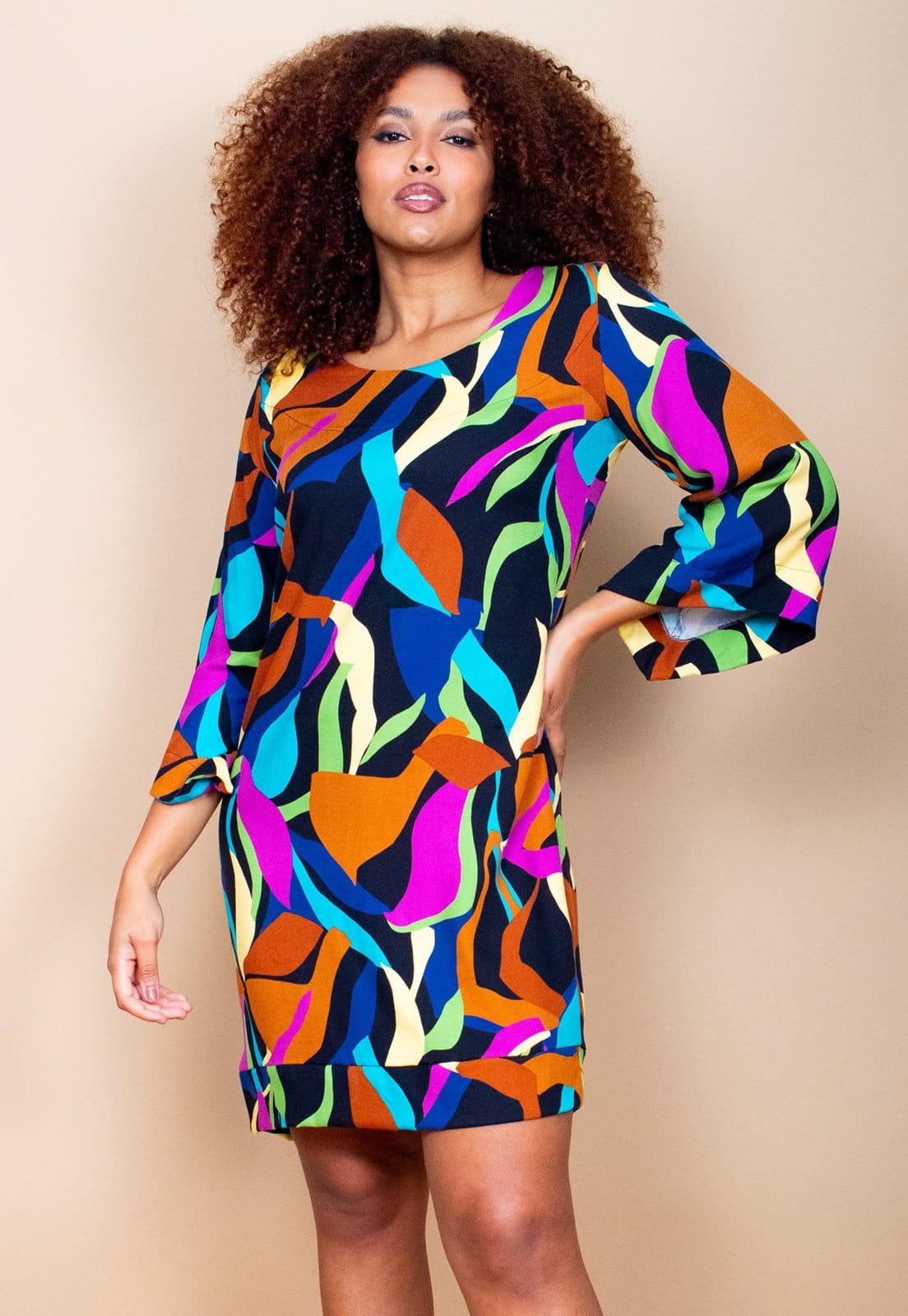 Vestido Curto Cabanafree Balli Manga Ampla Estampa Aurora Urbana