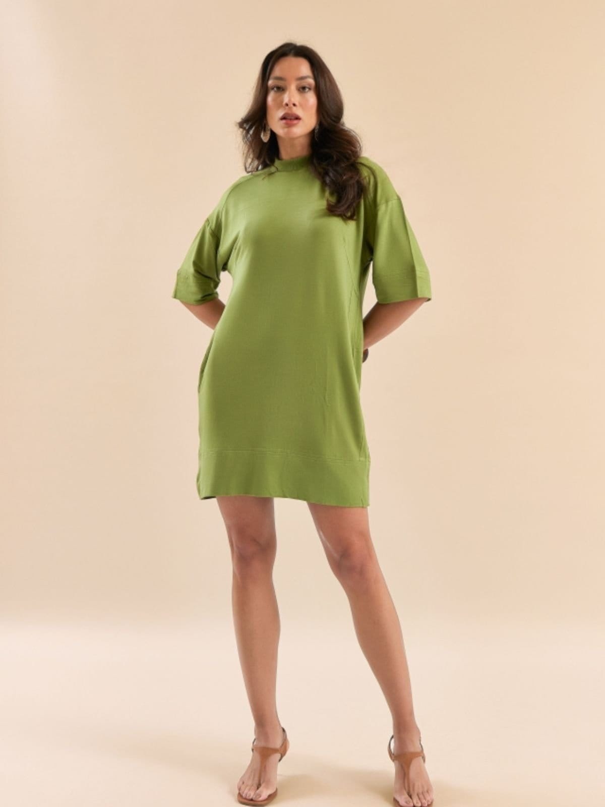 Vestido Curto Malha Ribana Feminino Com Bolsos Laterais