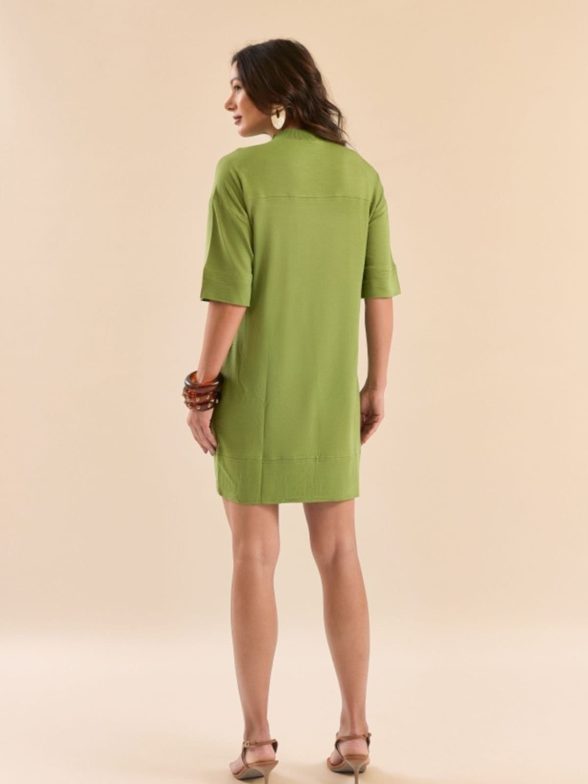 Vista 2 Vestido Curto Malha Ribana Feminino Com Bolsos Laterais VHF VARIEDADES verde