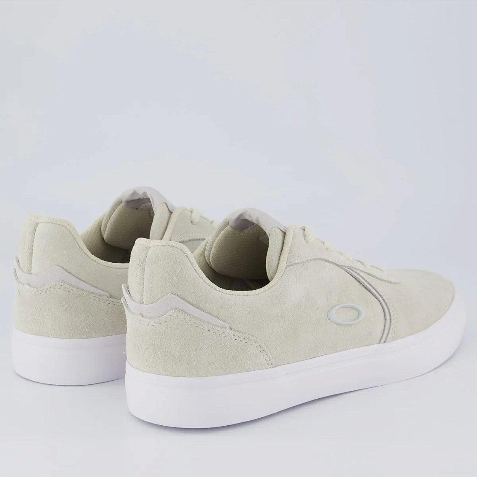 Vista 2 Tênis Oakley Fade SM26 Masculino Off White Oakley off-white white