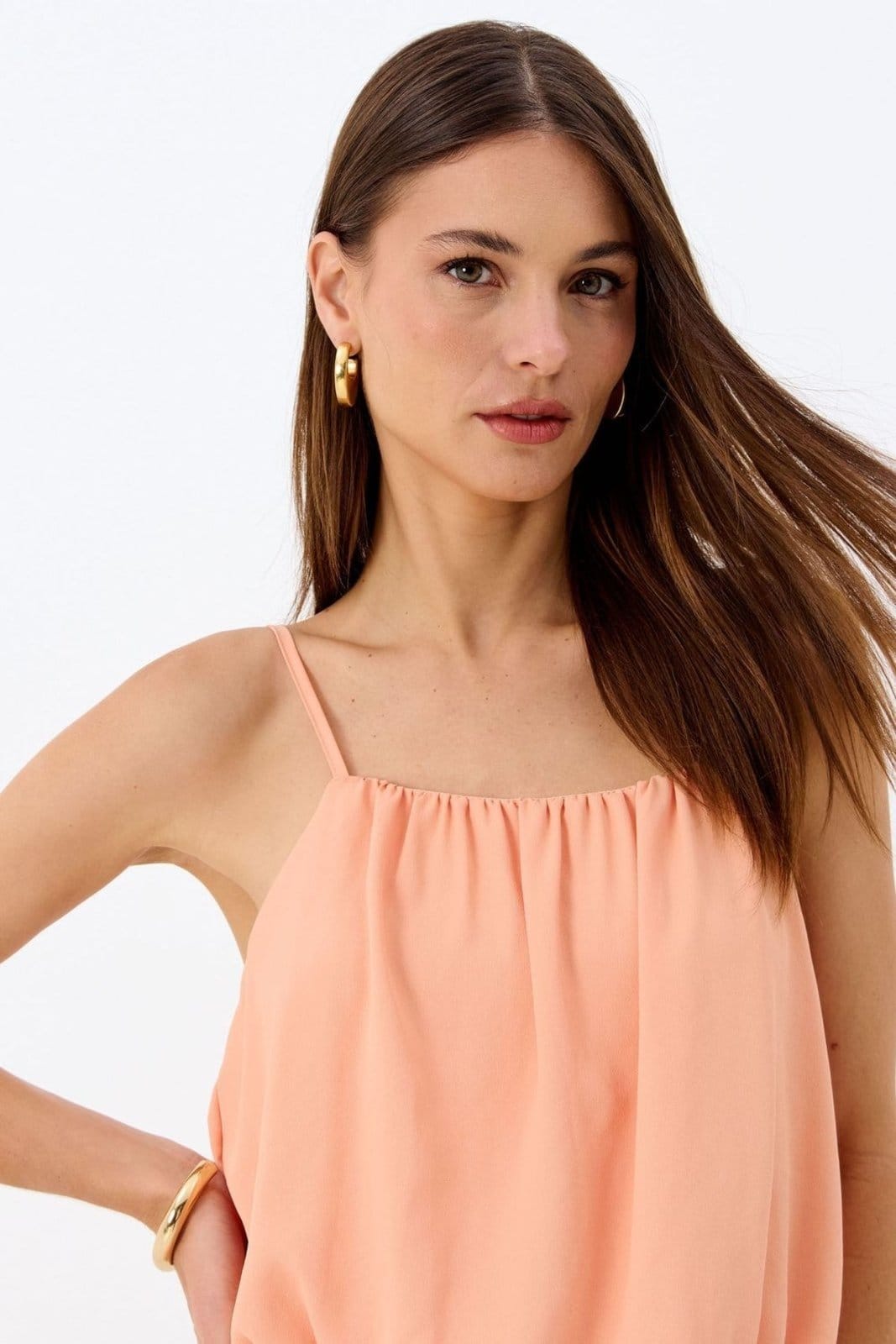 Vista 2 Vestido Longo Busto Balonê Franzido ACT FEMININO coral