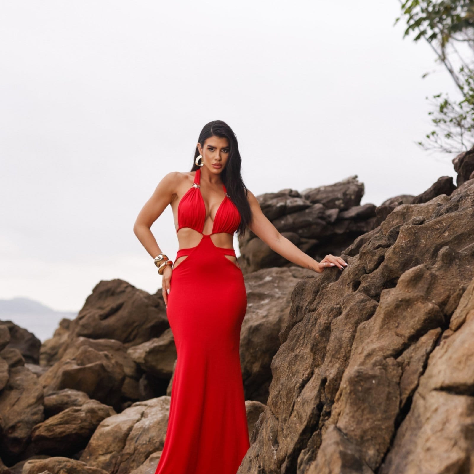 Vista 2 Vestido Longo Cut Out Tubinho Sereia Festas Auroriine Cia do Vestido vermelho