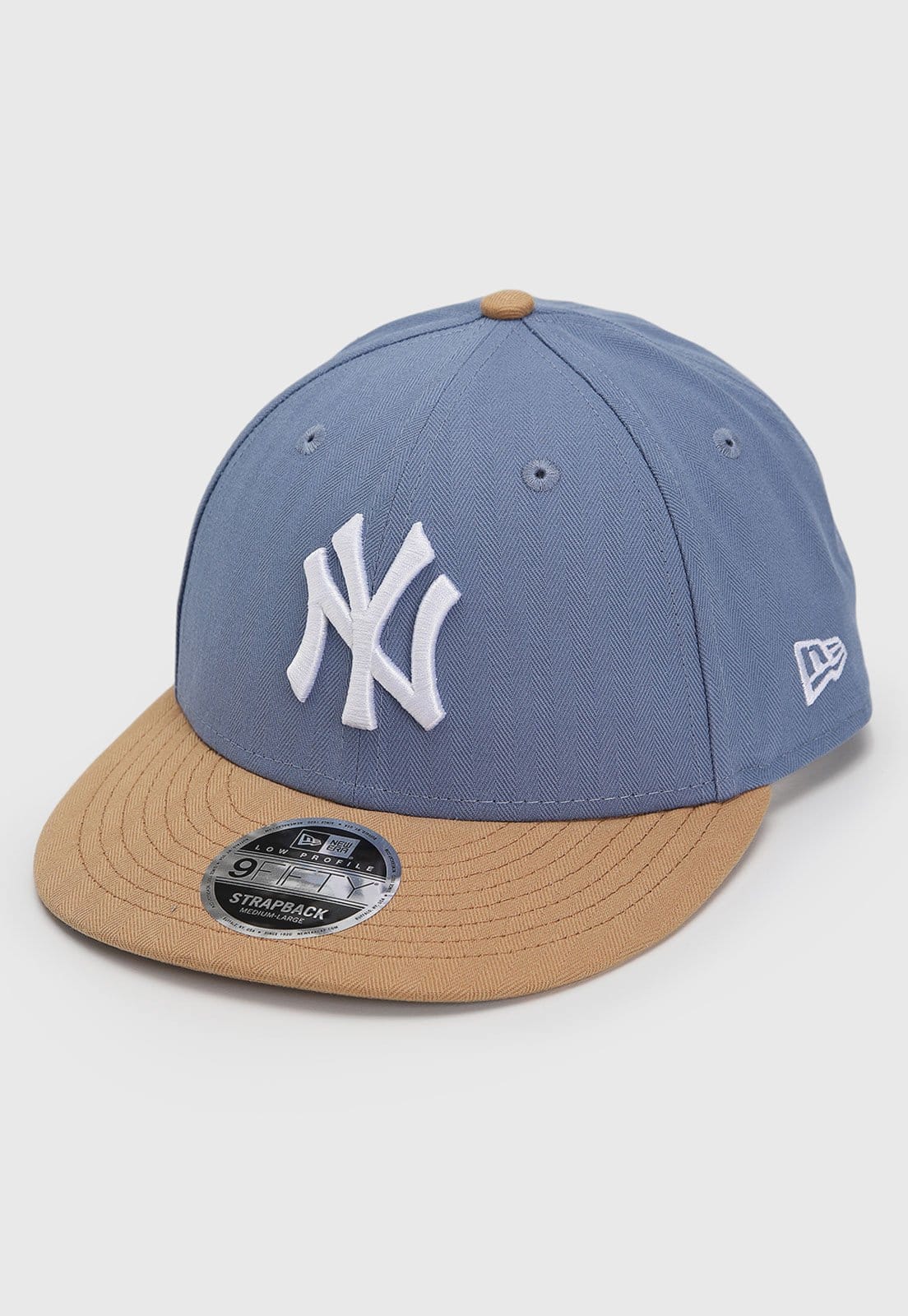 Boné Masculino New Era 9Fifty Low Profile New York Yankees Aba Reta e Bege - 2