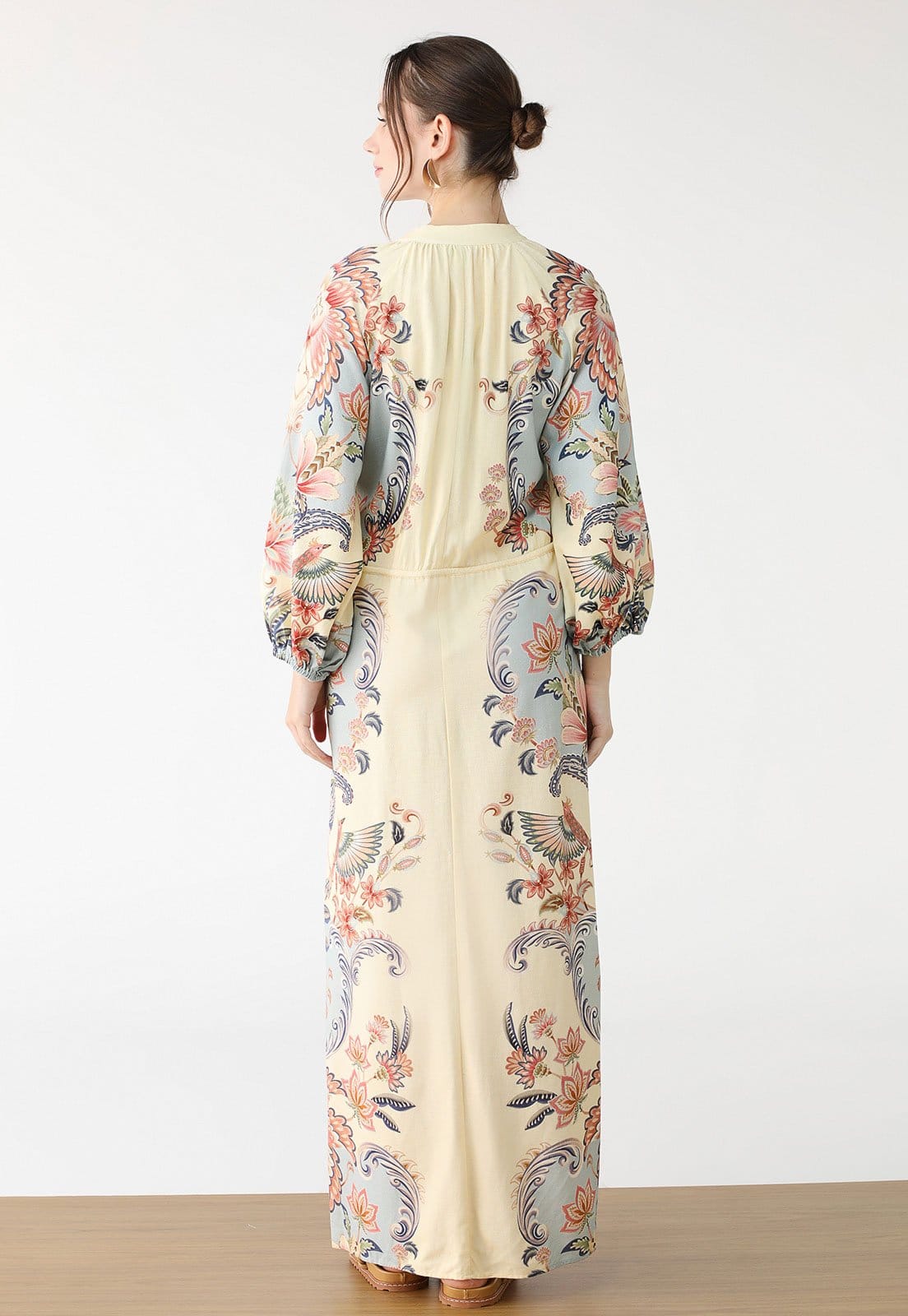 Vista 2 Vestido FARM Longo Cropped Encanto Boho FARM amarelo