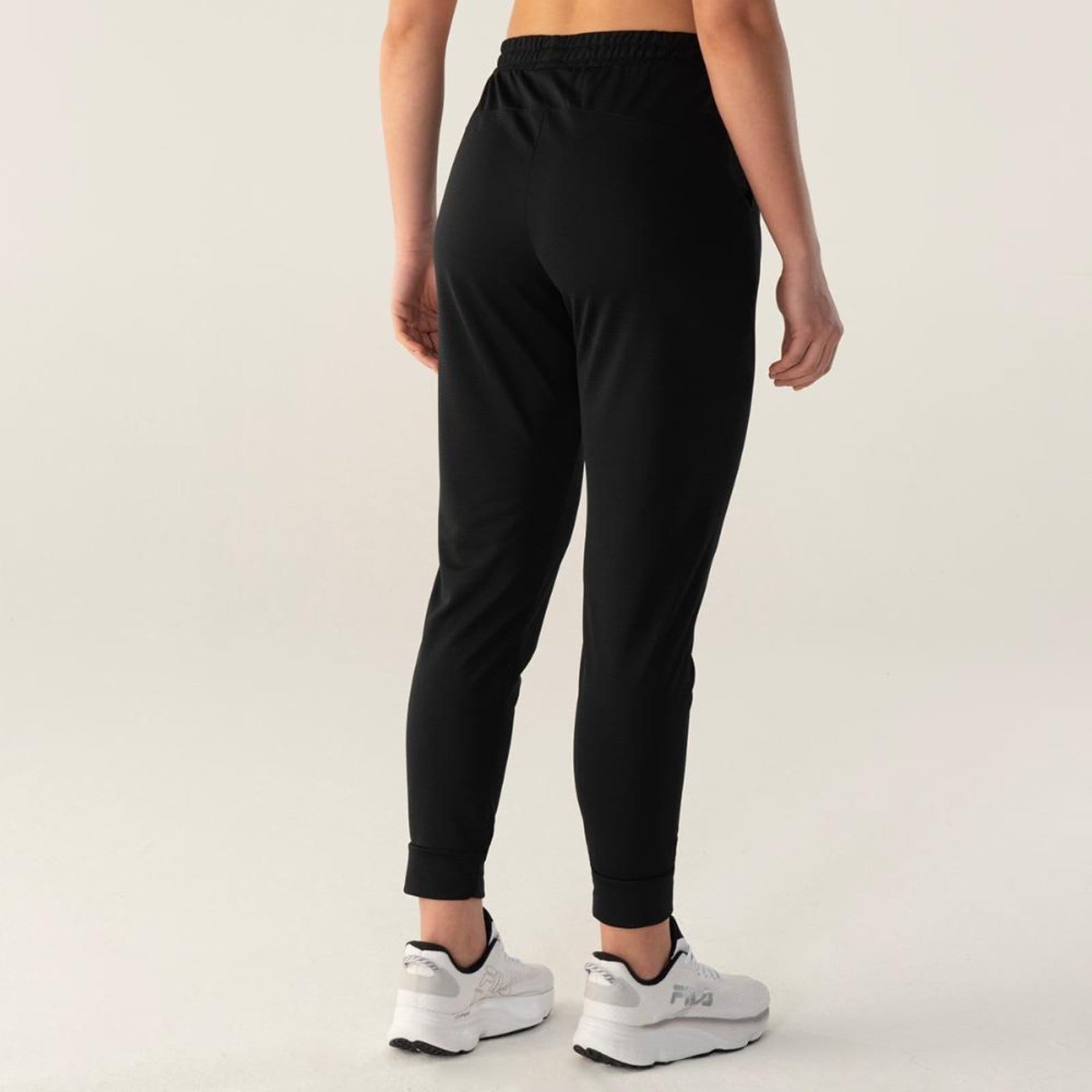 Vista 2 Calça Fila Flow Essential Feminina Fila incolor