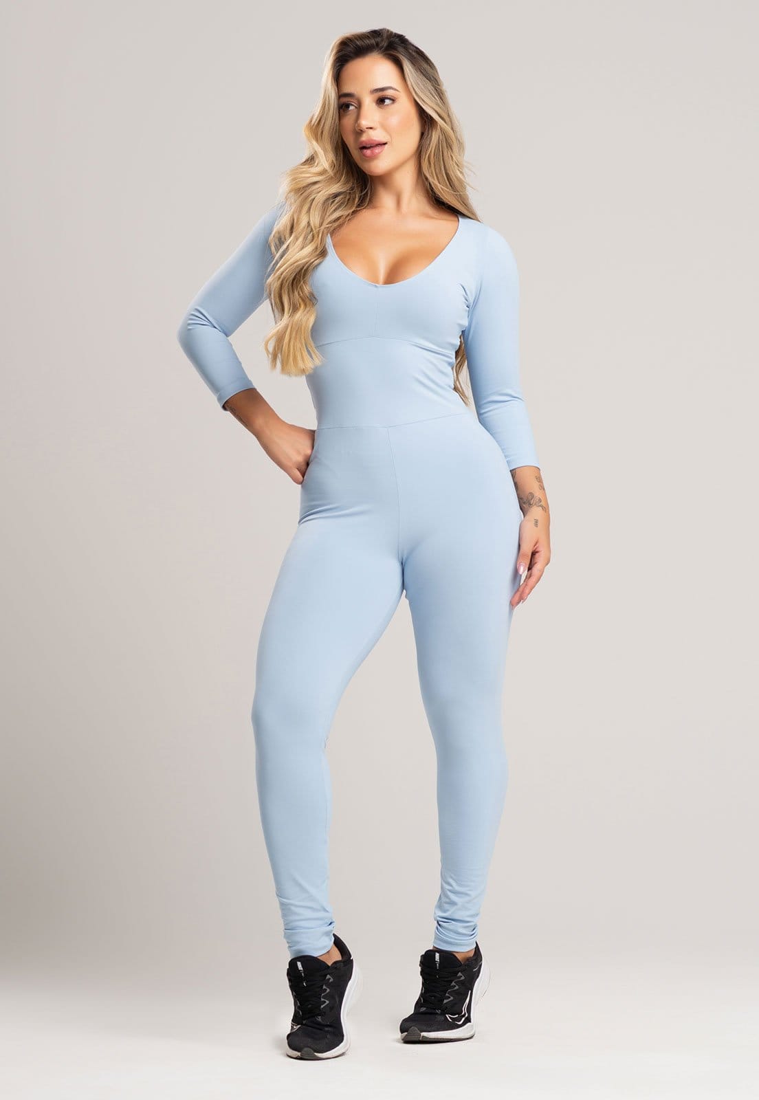 Macacão Fitness MVB Modas Longo Feminino 3/4 Costa Fechada Poliamida Céu
