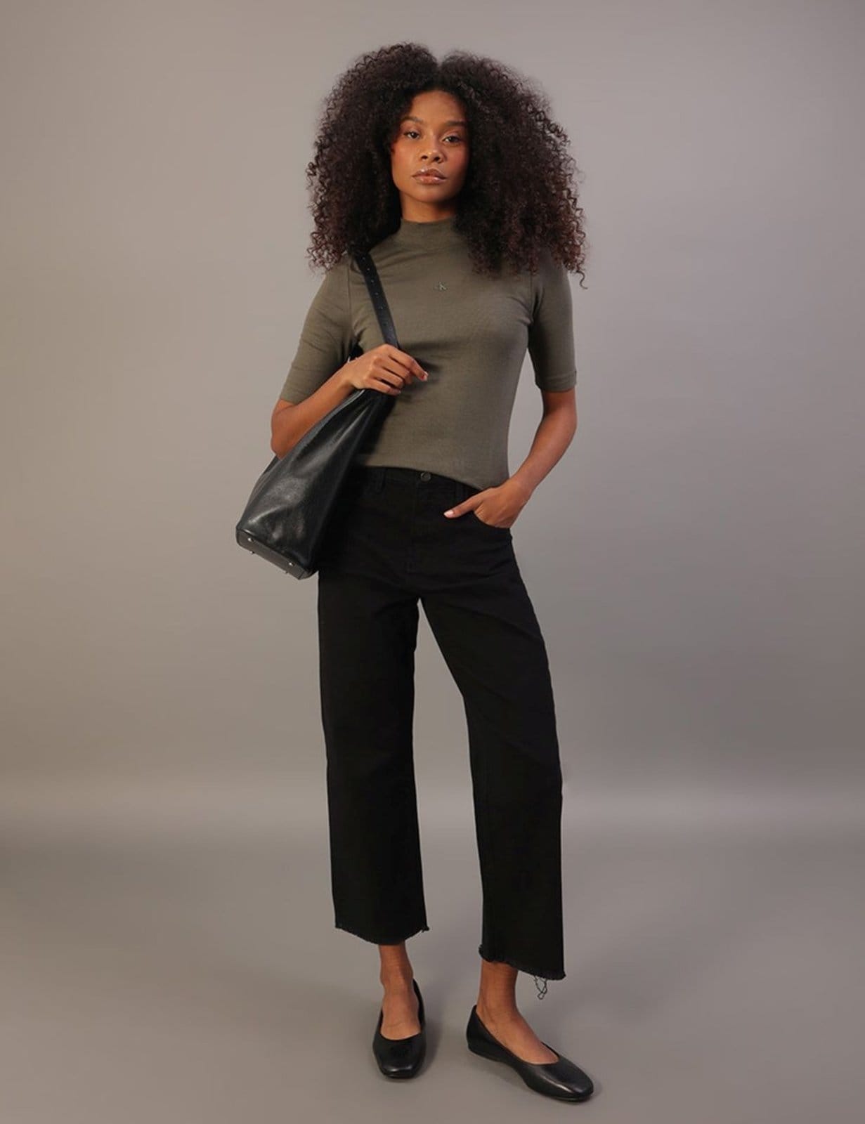 Calça Color Feminina Cropped Straight Barra a Fio