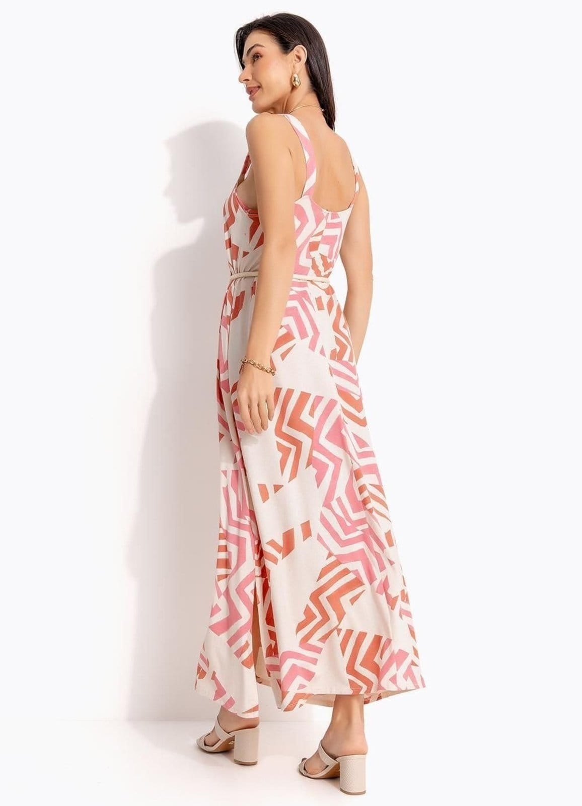 Vista 2 Vestido Em Malha De Viscose Quintess Geométrico Bicolor Quintess bege