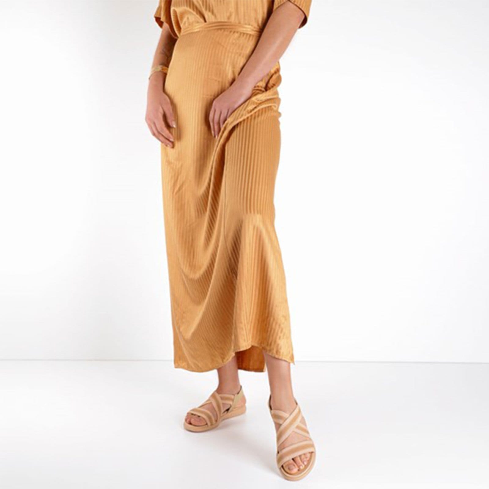 Vista 2 Sandália Usaflex Feminina Elastico Casual Ouro Light-004 Usaflex ouro velho