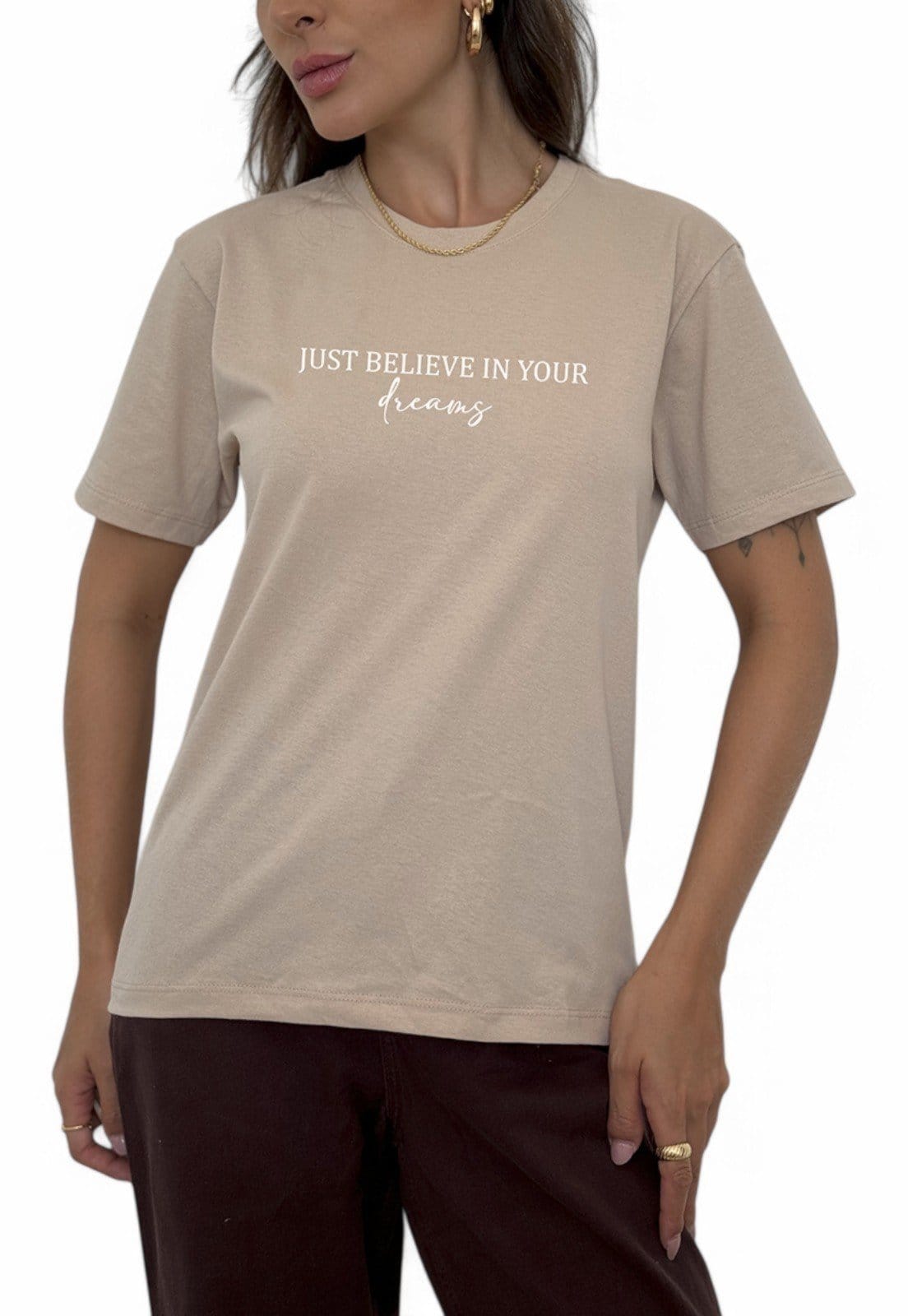 Vista 2 Camiseta Cianitas Chocolate Estampa Just Believe Cianitas marrom