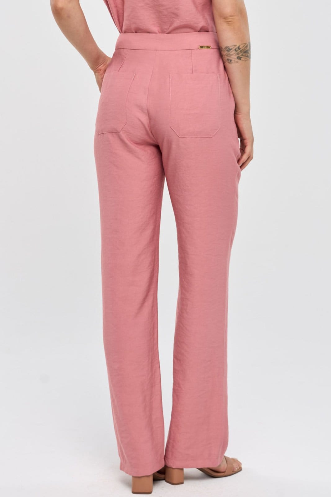 Vista 2 Calça PKS Alfaiataria Em Viscose Rosê PKS rosa