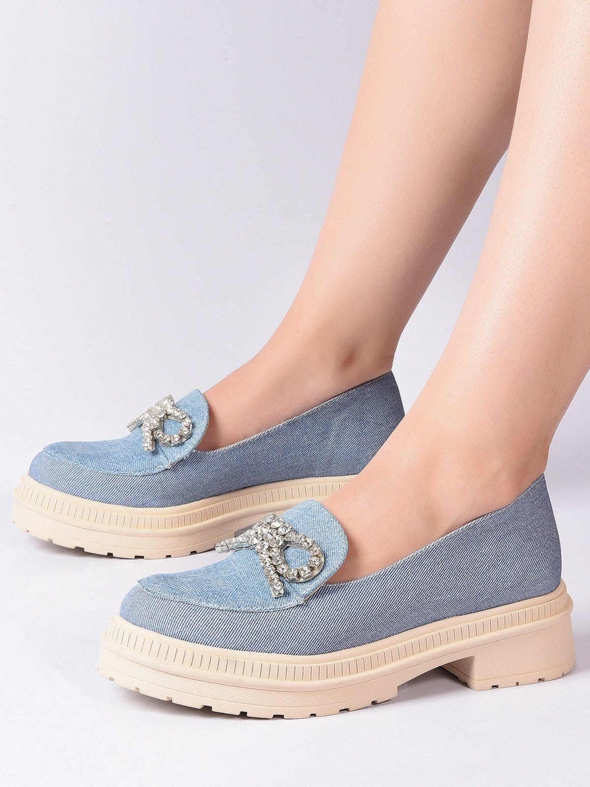 Mocassim Strass Laço Brilho Sola Tratorado Loafer