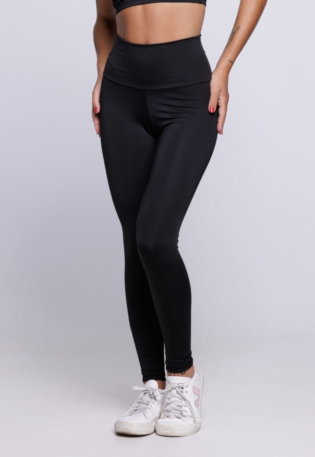 Vista 2 Calça Legging Vekyo Suplex Cós Alto Lisa Preta VEKYO preto