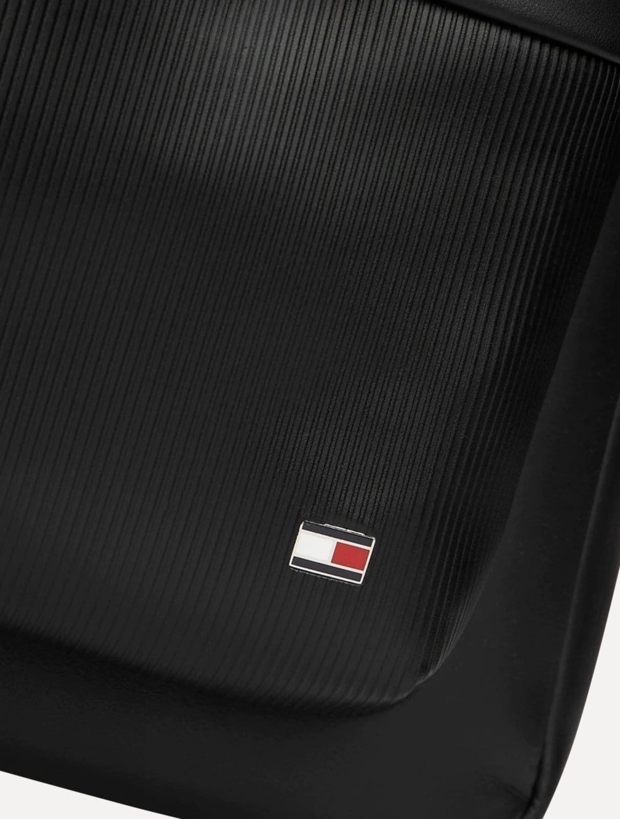 Vista 2 Mochila Tommy Hilfiger Flag Backpack Preta Tommy Hilfiger preto