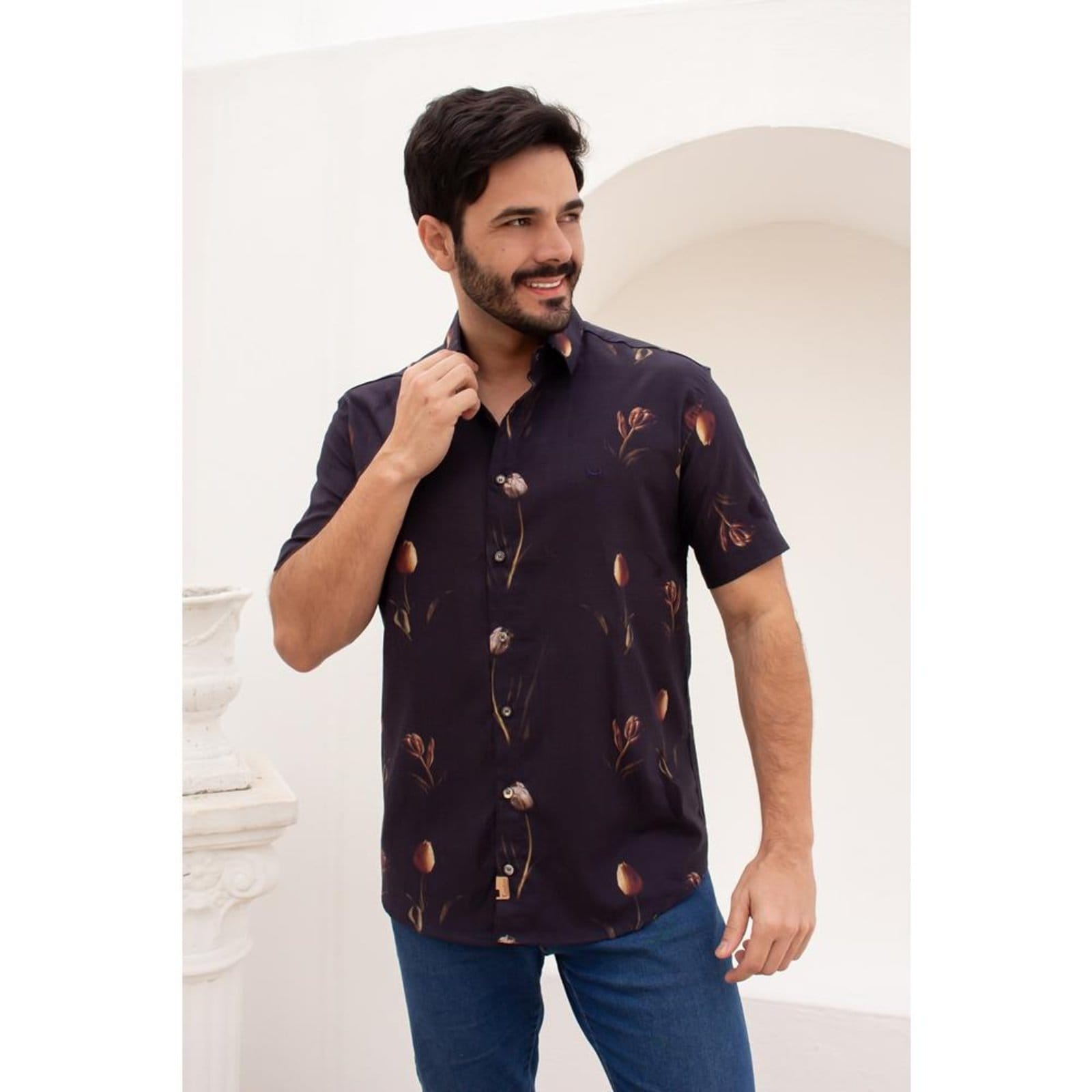 Camisa Masculina Manga Curta De Linho Floral Preta - 2